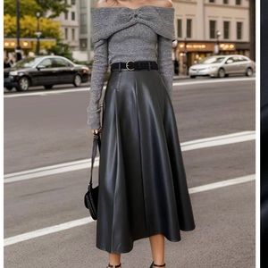 Only wore once! Brand: chicwish